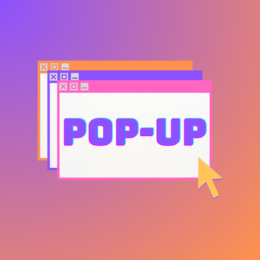 Le fond est un dégradé diagonal de violet à orange. Au centre de l'image, trois petites fenêtres se superposent : une orange, une violette, et une rose. Au milieu de la rose, placée par dessus les deux autres, le titre de l'émission "POP-UP", dans une police violette très années 90'. En bas, à droite de la fenêtre rose, un curseur de souris jaune semble s'apprêter à cliquer.